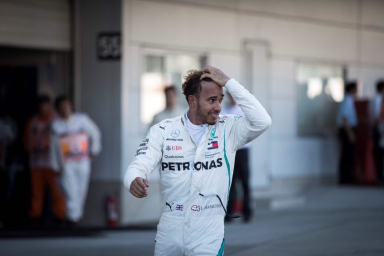 Hamilton vince il quinto Mondiale e arriva a Fangio