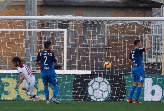 Poli (Bologna) segna il gol del momentaneo 1-1, risultato poi recuperato da La Gumina