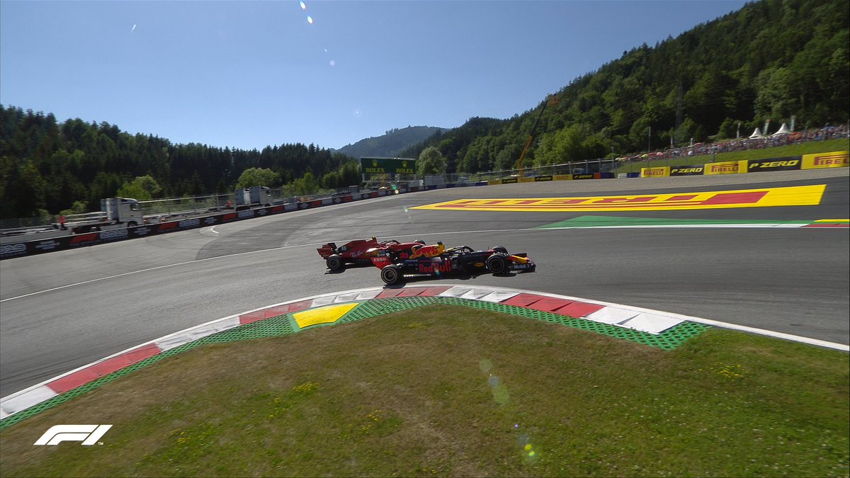 F1, GP Austria - Verstappen vince su Leclerc, ma è sotto investigazione!
