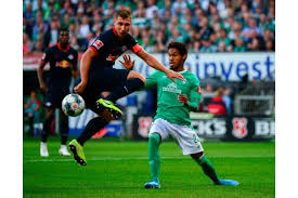 Il Lipsia capolista che nella scorsa giornata ha battuto il Werder Brema si appresta ad ospitare lo Schalke 04 nella 6a giornata di Bundesliga.