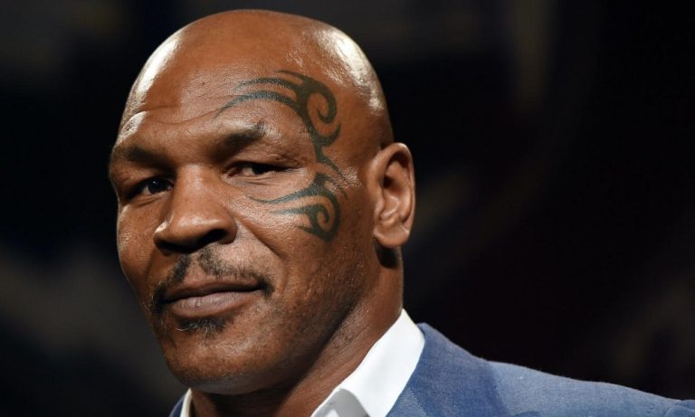 Mike Tyson torna